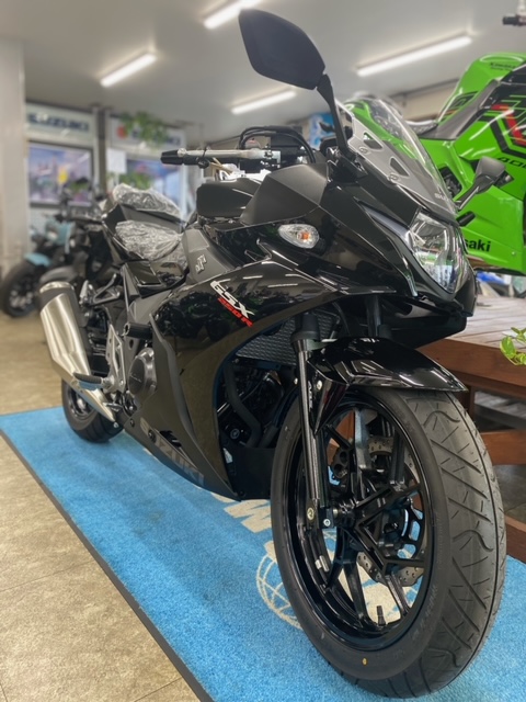 GSX250R特価車あります！！